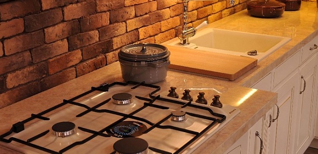 КВАРЦЕВЫЙ АГЛОМЕРАТ